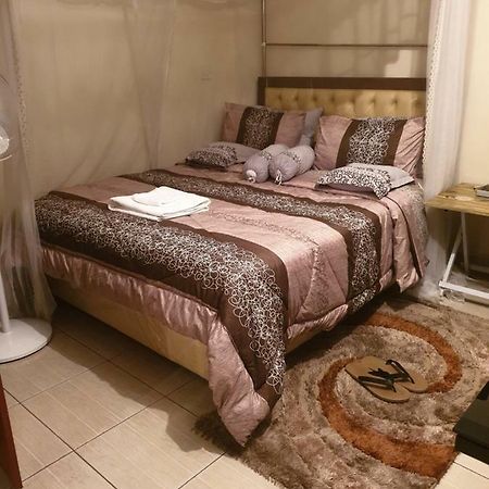Mercy-Phillips Apartments Located At Eagle Tower Building Nairobi City Centre Esterno foto