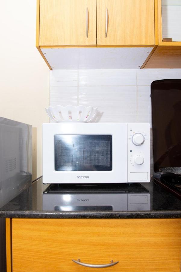 Mercy-Phillips Apartments Located At Eagle Tower Building Nairobi City Centre Esterno foto