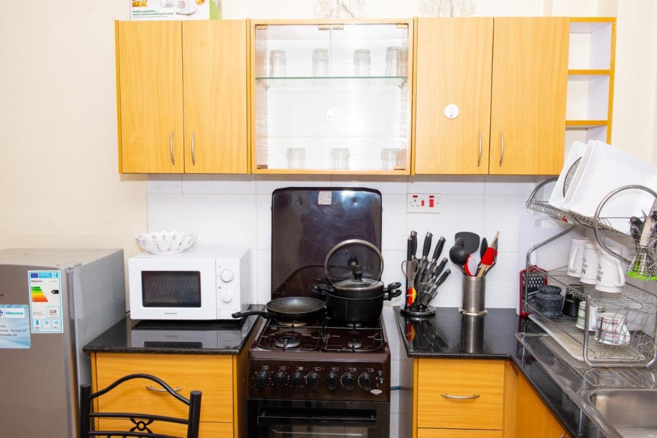 Mercy-Phillips Apartments Located At Eagle Tower Building Nairobi City Centre Esterno foto