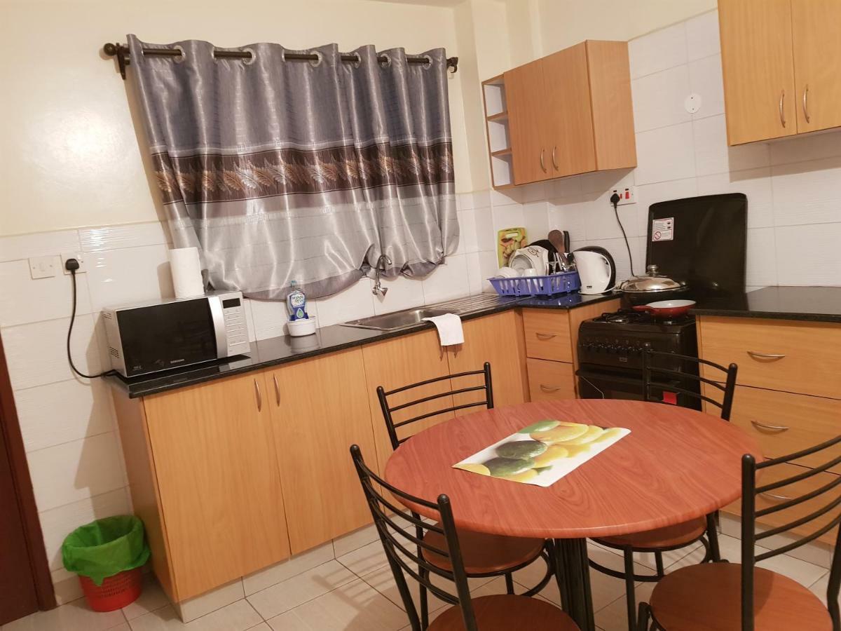 Mercy-Phillips Apartments Located At Eagle Tower Building Nairobi City Centre Esterno foto
